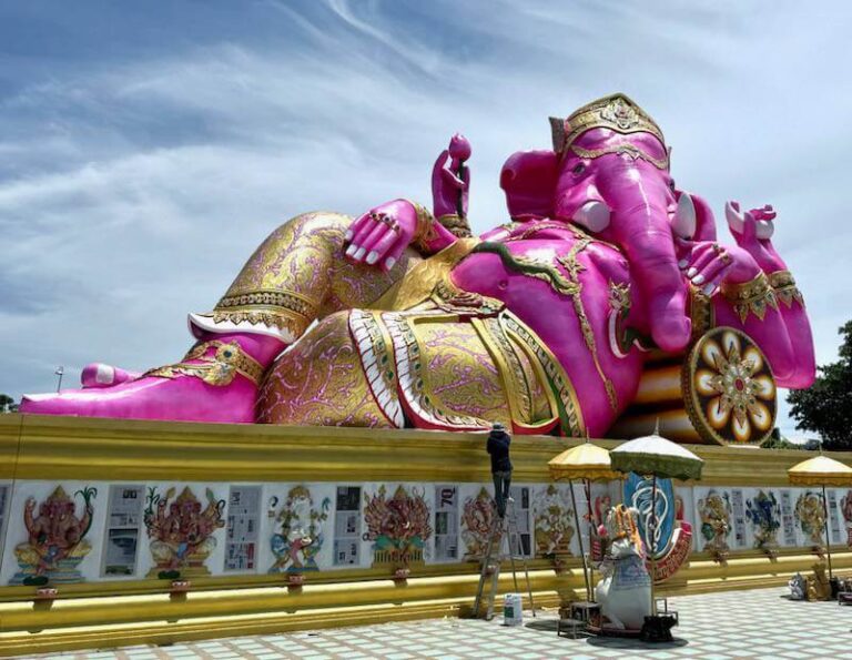 【Bangkok】Pink Ganesha (Wat Saman Rattanaram) repair complete